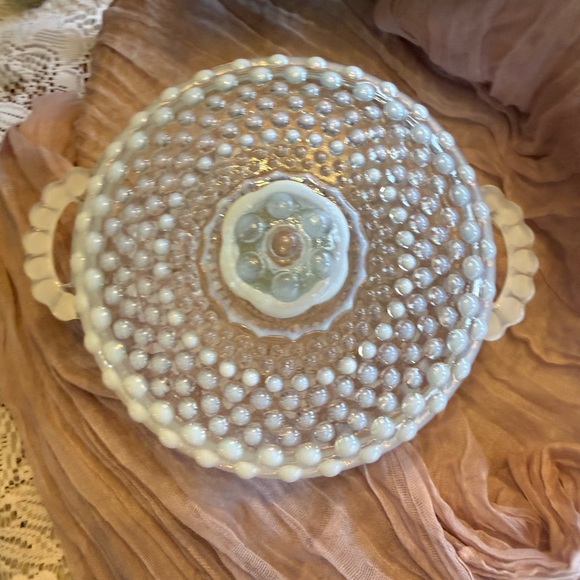 Vintage Hobnail Milk Glass Double Handle Bowl Farmhouse Cottage Decor - Picture 2 of 6